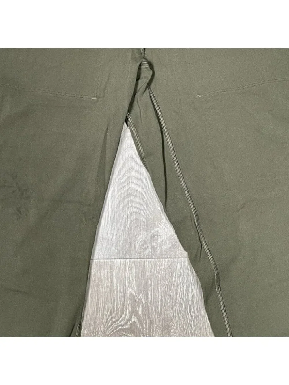 Lululemon Green Align High Rise Cropped Jogger Pants - Women Size 2